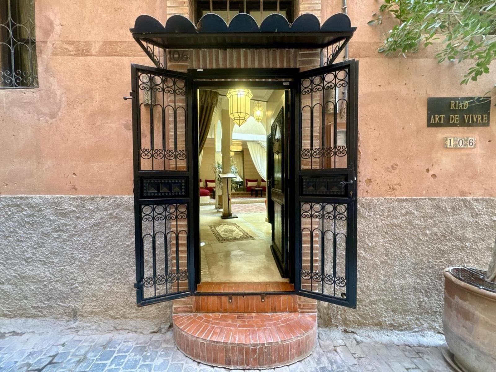 Riad Art De Vivre Avec Jacuzzi مراكش المظهر الخارجي الصورة