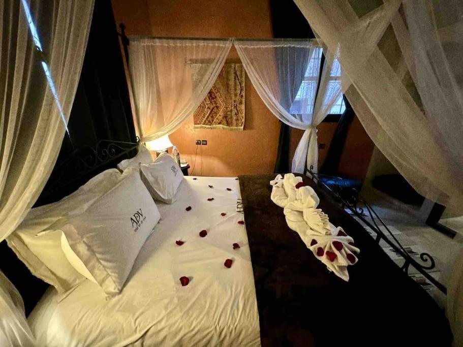 Riad Art De Vivre Avec Jacuzzi مراكش المظهر الخارجي الصورة
