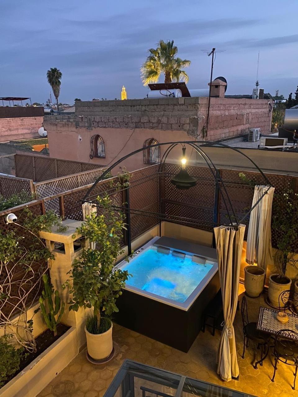 Riad Art De Vivre Avec Jacuzzi مراكش المظهر الخارجي الصورة
