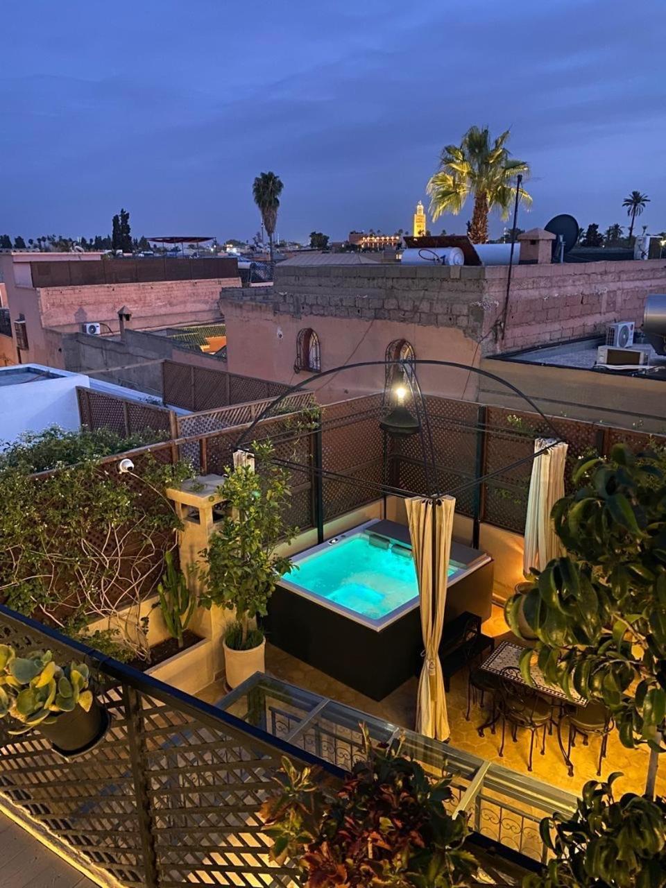 Riad Art De Vivre Avec Jacuzzi مراكش المظهر الخارجي الصورة